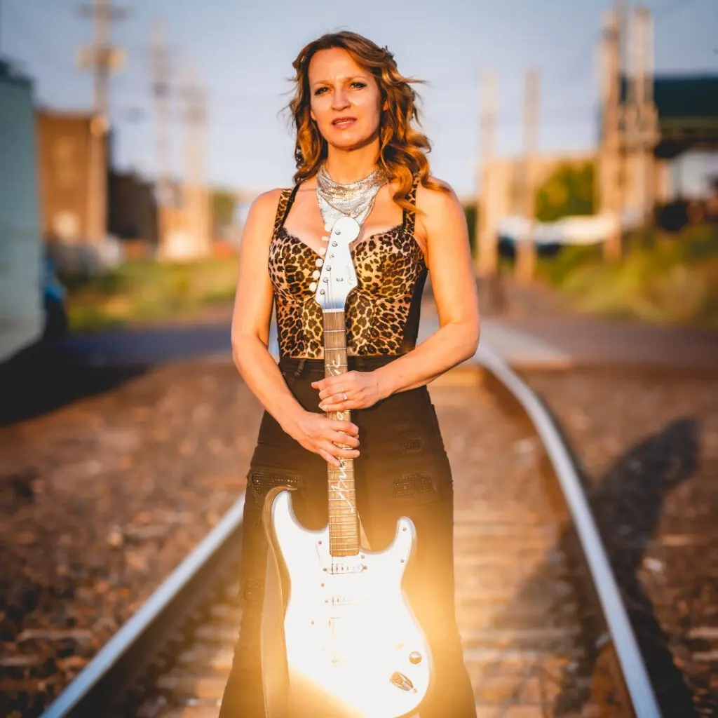 ANA POPOVIC, MEISENTHAL