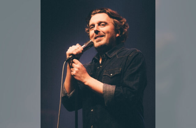 ALEX VIZOREK, HOERDT
