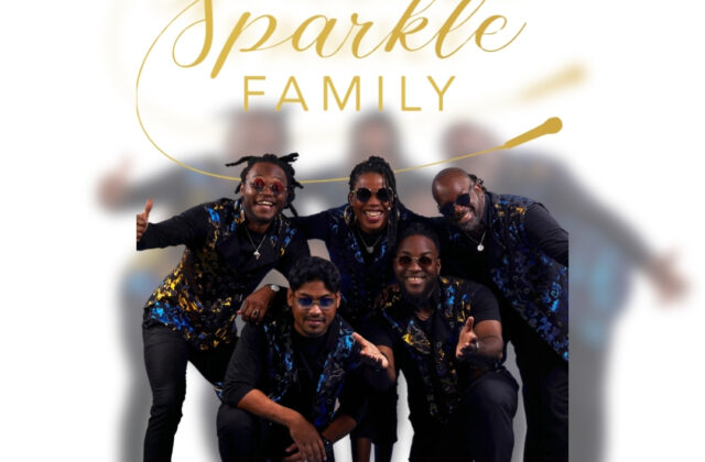 THE SPARKLE FAMILY, HOERDT